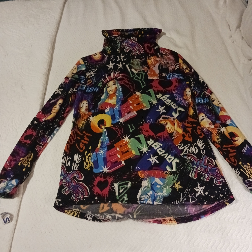 Long sleeves Queen blouse